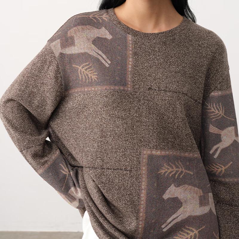 GREEN BELT Women's Horse Print Long Sleeve T-Shirt