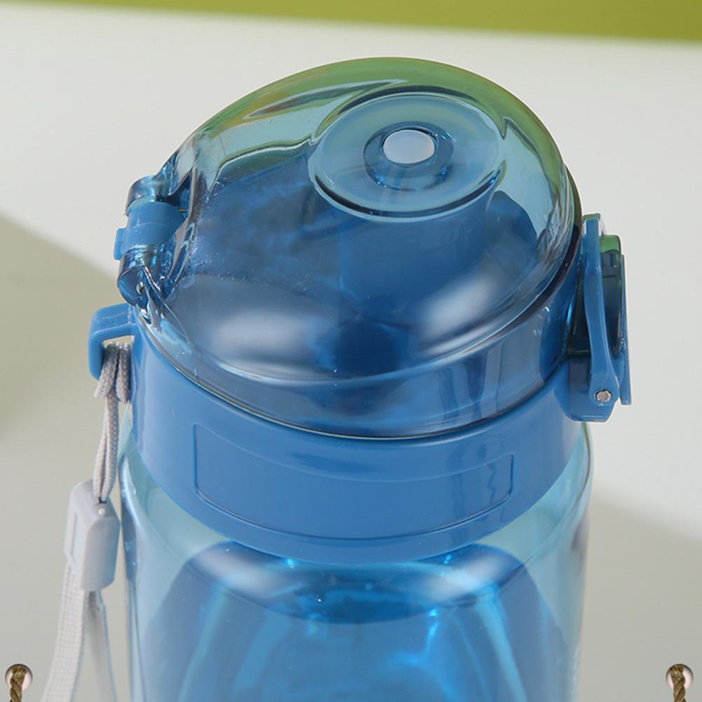 780ml Reusable Water Bottle with Carrying Strap Outdoor Drinking Cup Leak-Proof Portable Water Kettle for Travel Gym