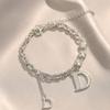 Bracelet Pendentif Zircon Incrusté Lettre d, Bijou Tendance et Luxueux Adapté aux Accessoires Délicats pour Femmes