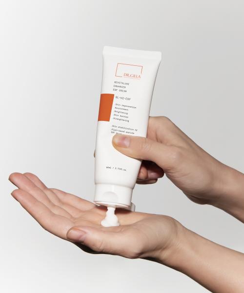 Dr. Gila Revitalux Enhancer EGF Cream