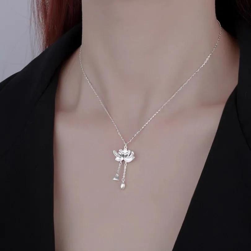 Lotus Tassel Necklace Women's New Popular Good Luck Lotus Pendant Chinese Style Elegant Flower Necklaces Jewelry Accessories