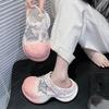 Mode Mode Mix Farbe Klobige Plateau Clogs Sandalen Damen Kristall Schmetterling Dicke Sohle Gartenschuhe Frau Rutschfest Sommer Hausschuhe