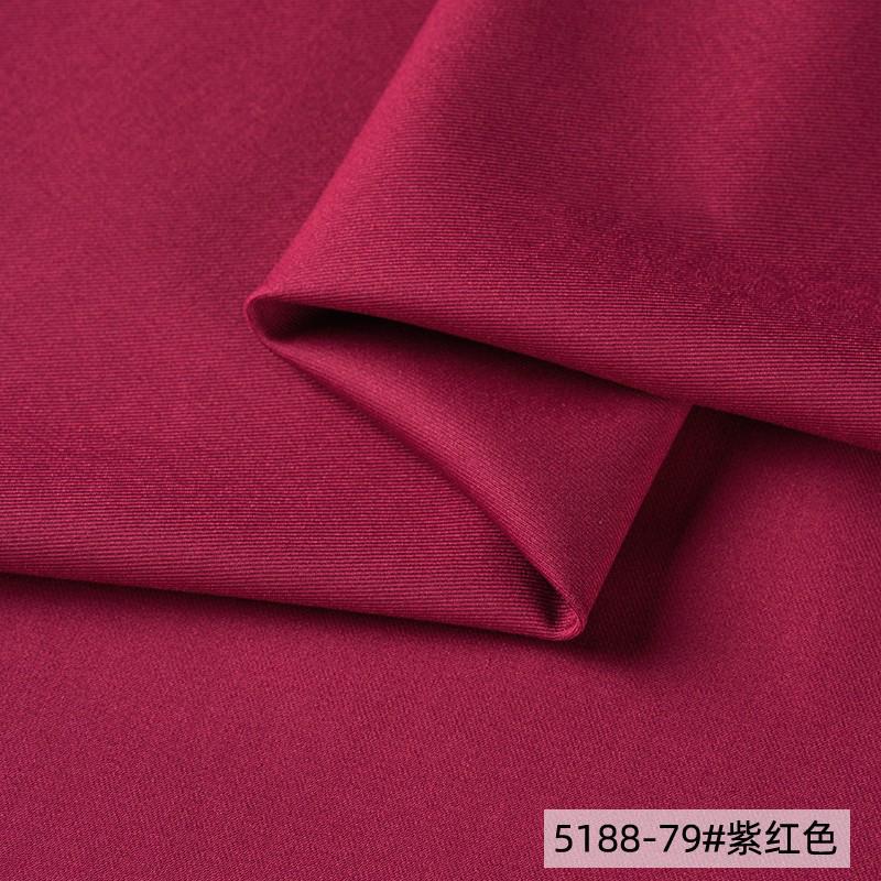 Seržový polyesterový materiál odolný proti pomačkání, mírně elastický, DIY angorově červený jarní a podzimní oblek, uniforma, pracovní bunda, látka
