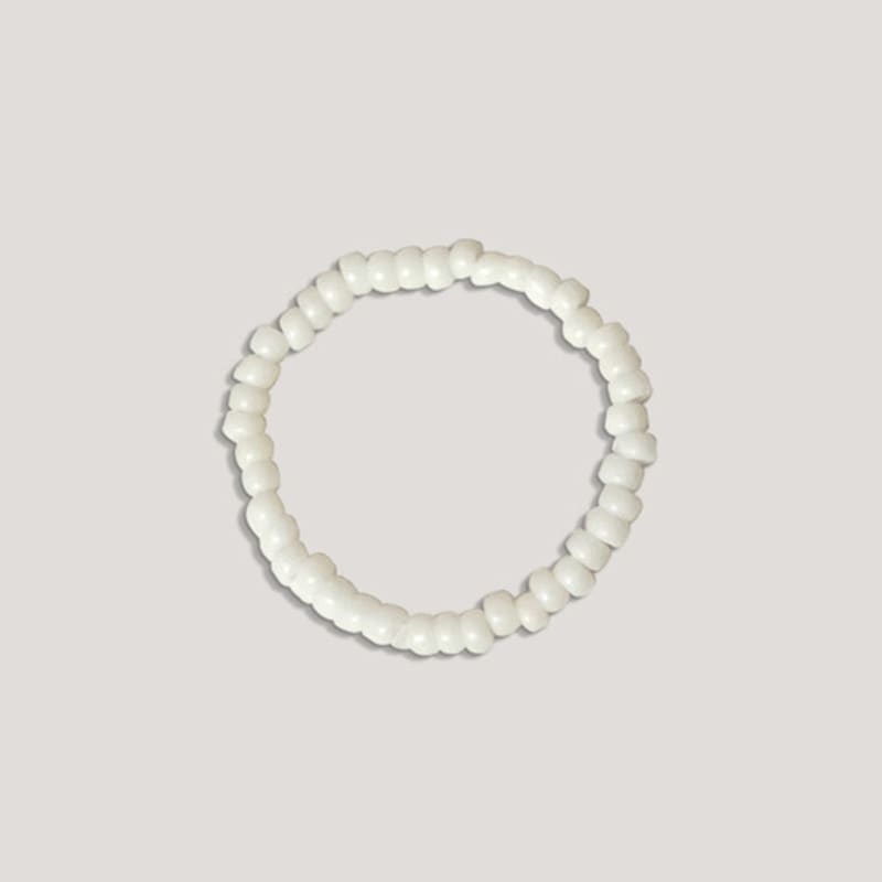 A Little Tickle White Ground Ring