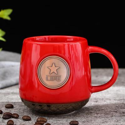 Chaxun Classic Ceramic Office Mug with Bronze Badge