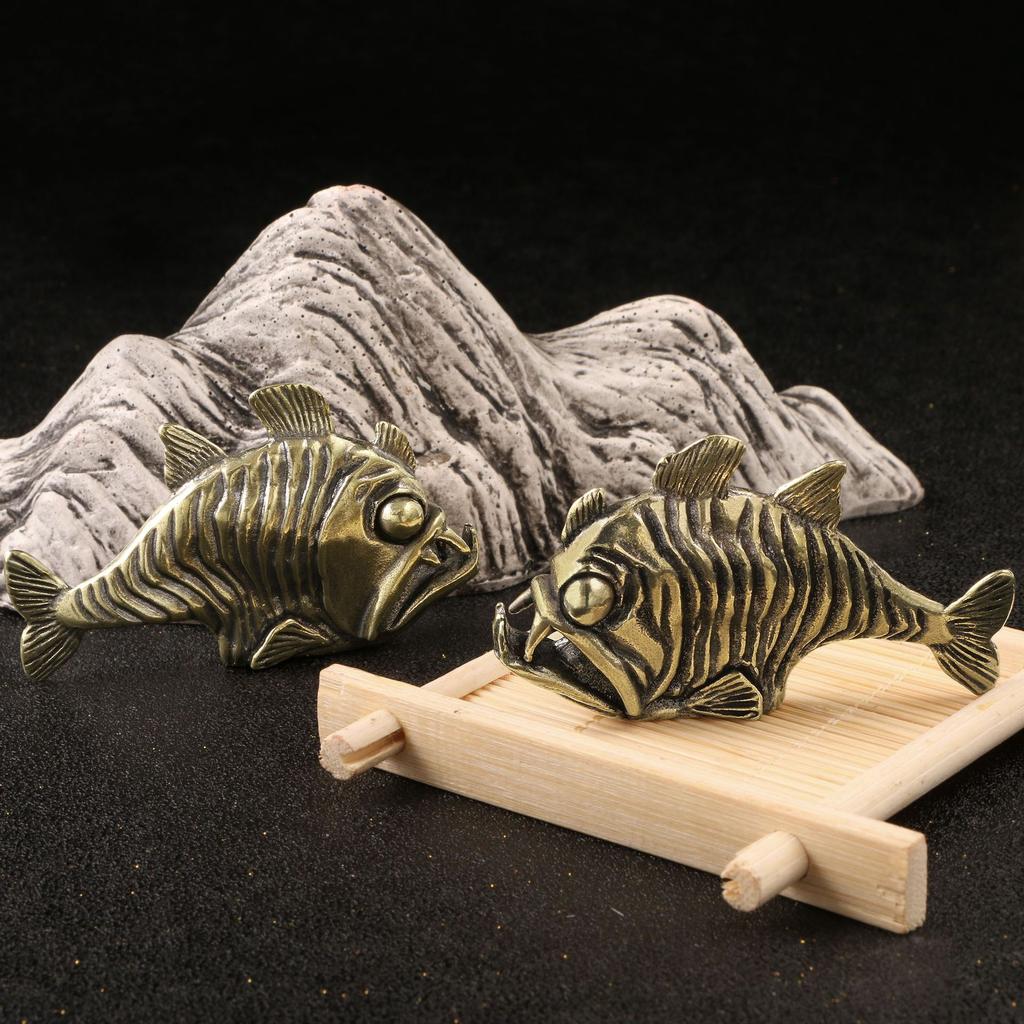 Piranha Messing Skrivebordsdekorasjon Figur Ornamenter Piranha Fisk Te Kjæledyr Kobber Håndverk Samling Dekorative Figurer