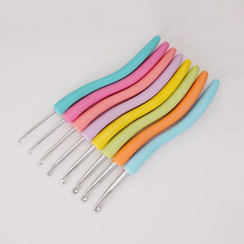 8Pcs Crochet Hook, Plastic Crochet Needle for Crocheting Yarns, Ergonomic Handle Crochet Hook Set, Crochet Needle Set