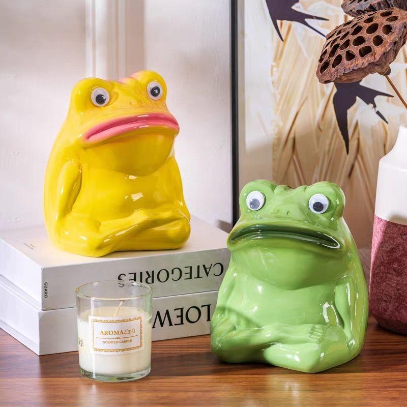 Ceramic Metaphysical Frog Ornament Cartoon Kid's Piggy Bank Creative Wine Cabinet Living Room Desktop TV Cabinet Decorative Gift
