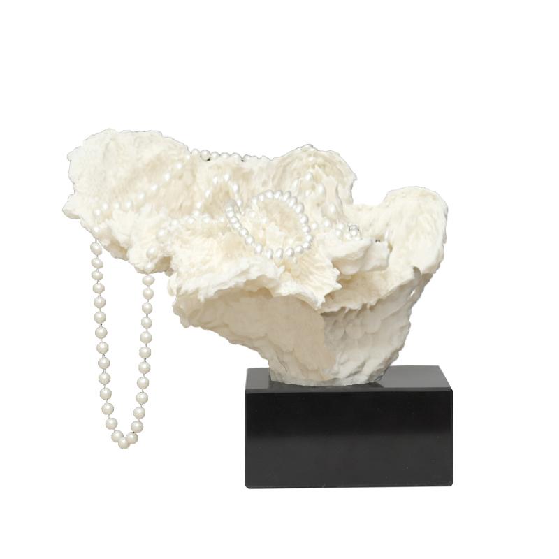 Creativity Resin Artificial Coral Artificial Coral Handicraft Furnishings White Marble Base Home Decoration Ocean Corals Model