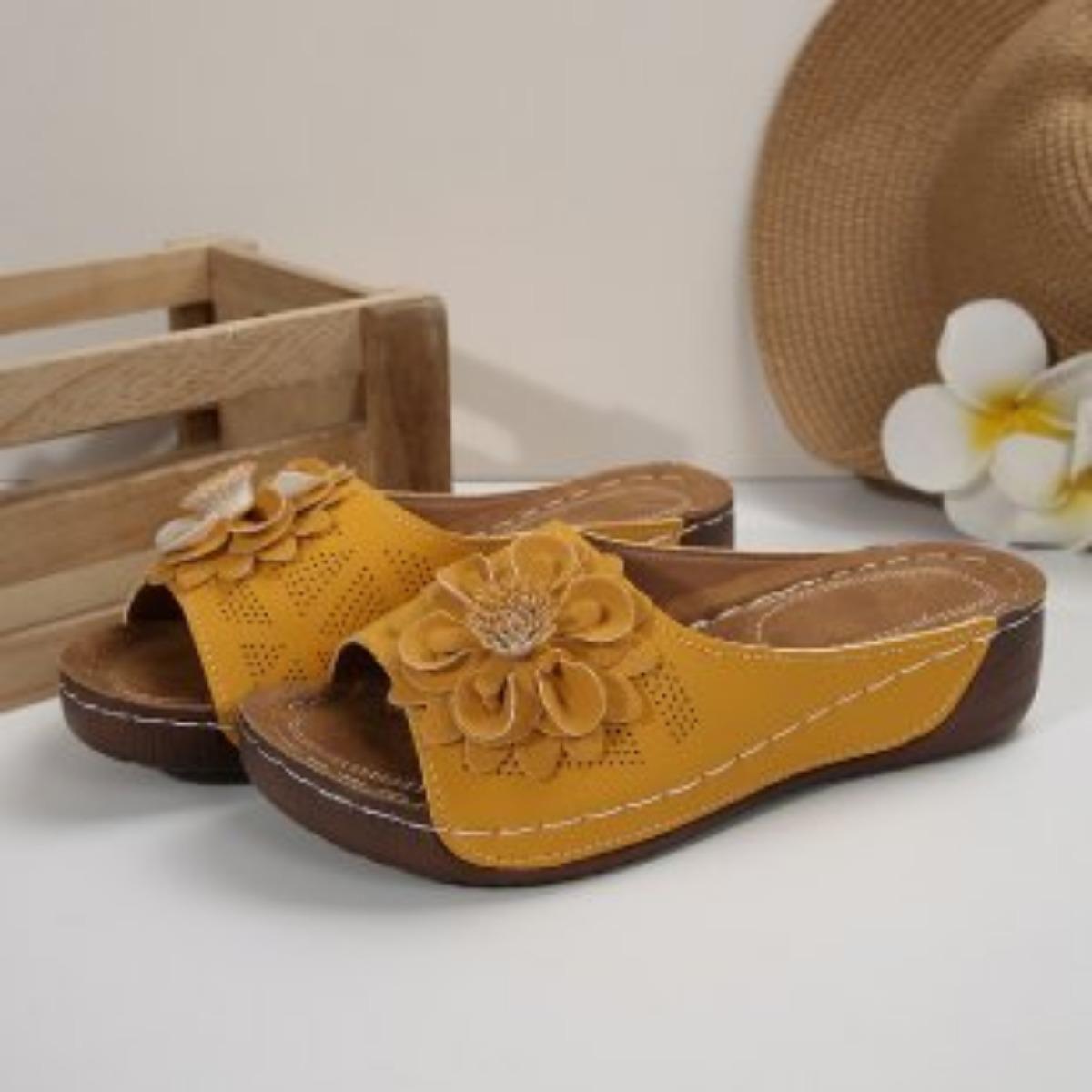 

Весенние и летние женские тапочки с открытым носком и покатым каблуком, сандалии для внешней торговли, женская обувь больших размеров 36 жёлтый