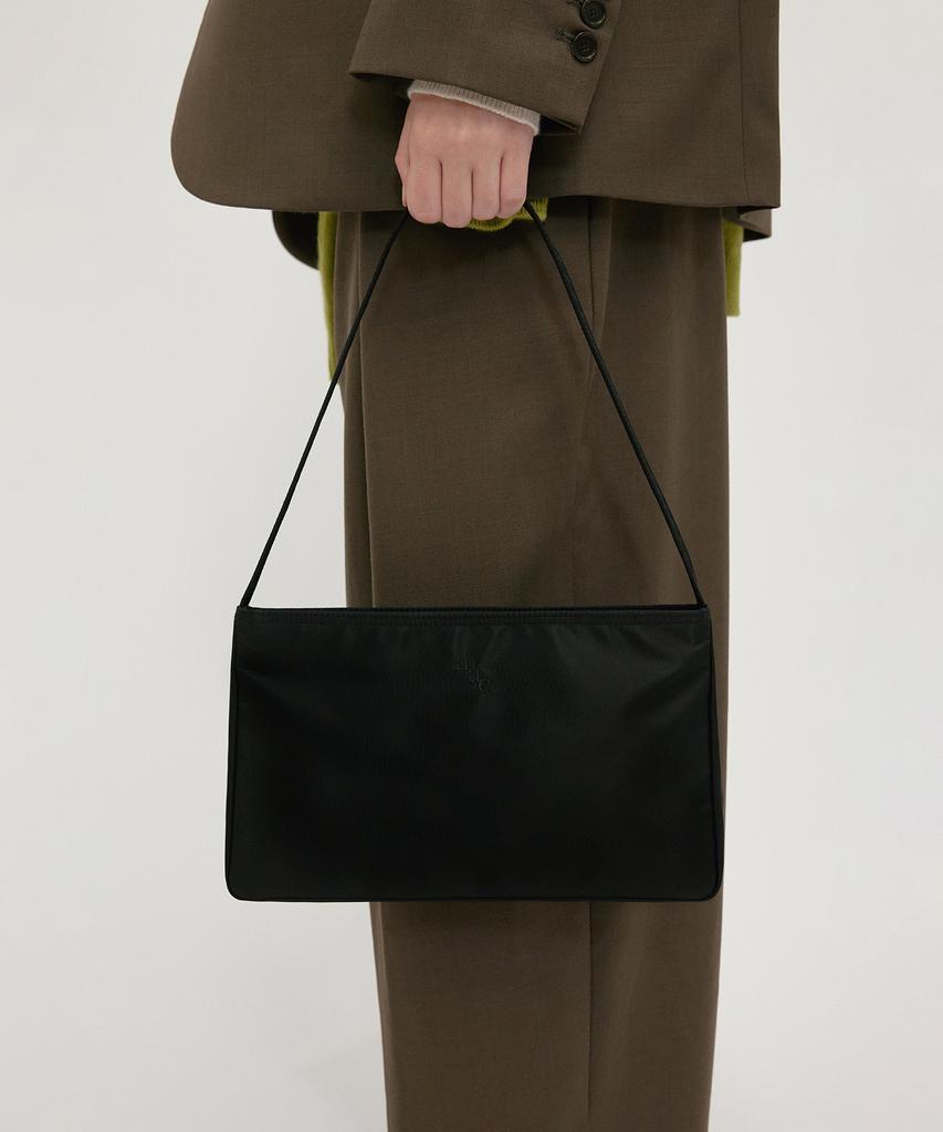 Mucu And Ebony Comfy Flat Bag _ Black