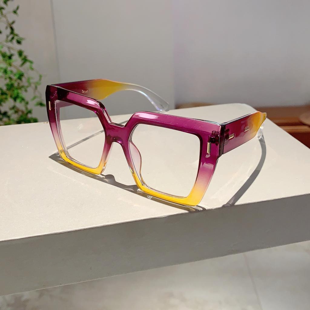 Oversized Square Sun Glasses  New Women Vintage Gradient Outdoor Shades Trendy Brand Design Candy Color Sunglasses