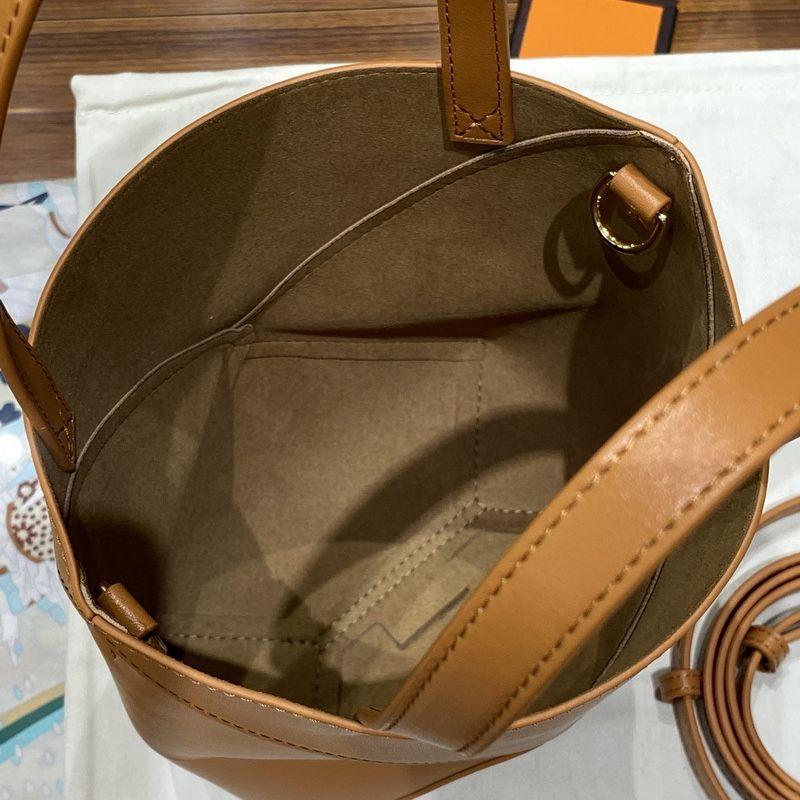 2026 New Genuine Leather Women's Bag Deformation Geometric Splicing Folding Tote Single Shoulder Diagonal Cross Trendy Manufacturer
