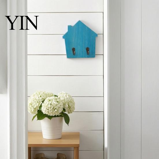 Heavy Duty Key Hanger for Wall Wood House Shape Storage Hook, Strong Traceless Adhesive Decorative Coat Hooks American Style Home Entryway Load