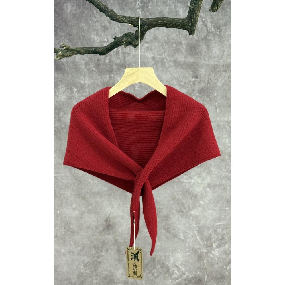 High-end Fashion Autumn and Winter Triangle Scarf Korean Version Knitted Scarf Shawl Women's Outdoor Warm Triangle Scarf Small Vest