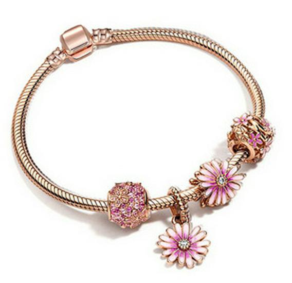 

Женский браслет Розовое золото, ромашка и разноцветная бабочка - Изысканный подарок с характером 16 cm