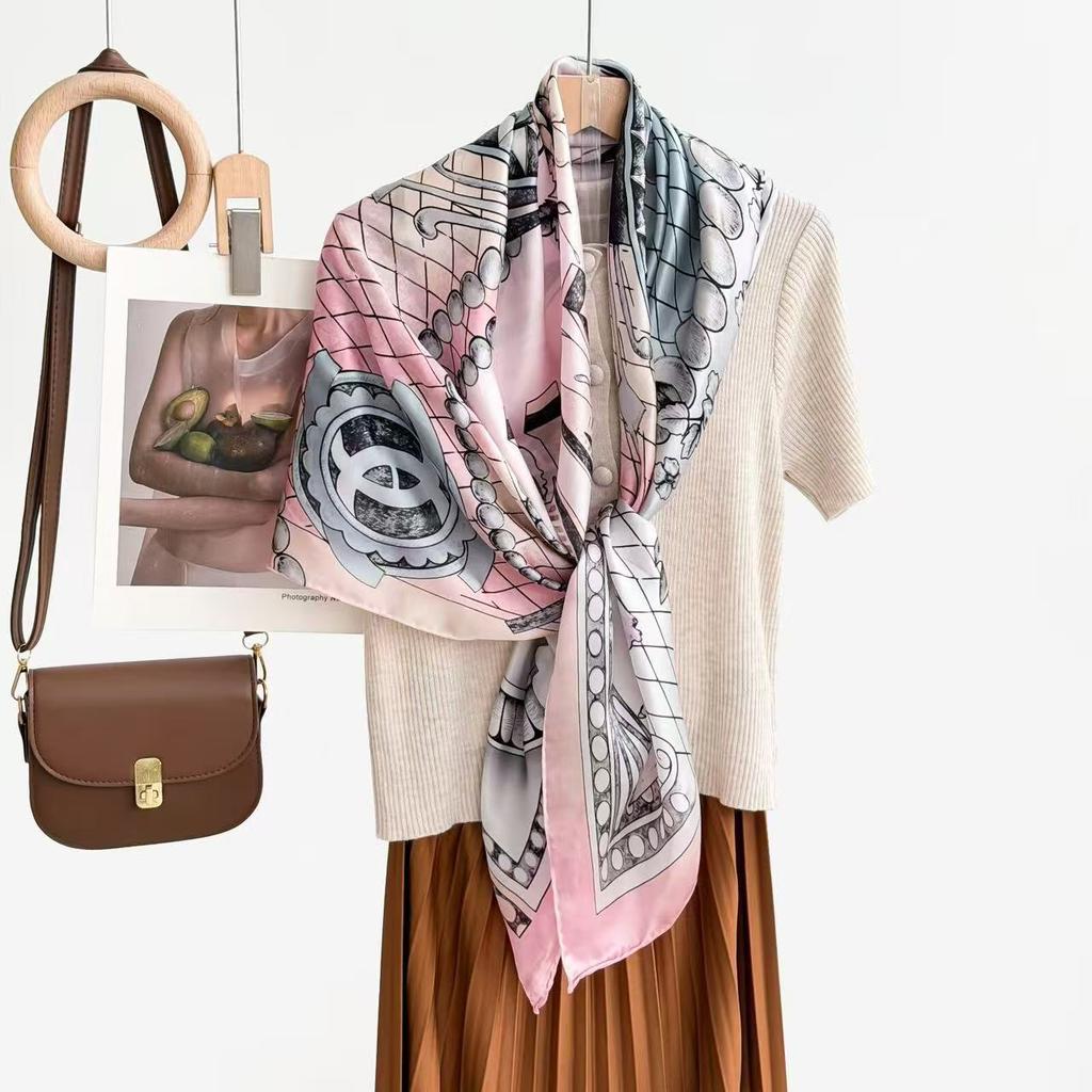 New fashion 111 mulberry silk silk scarf, women's Spring Festival gift for elders to keep warm 111 silk collection