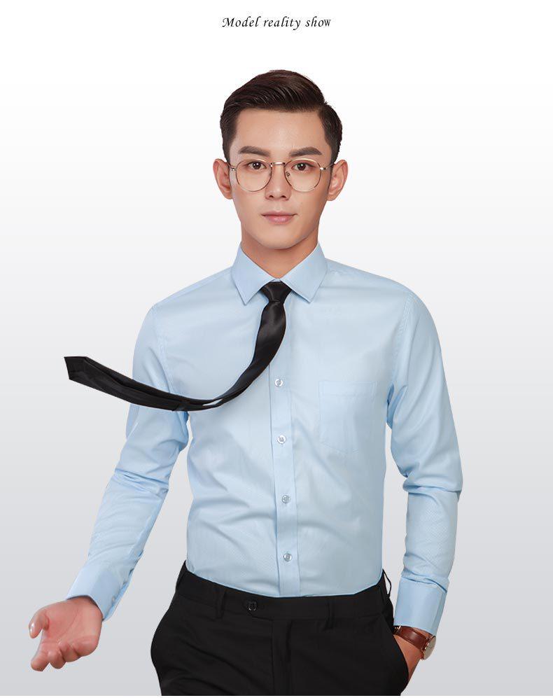 Męska koszula z długim rękawem Golden Shield w białe paski, o luźnym kroju, biznesowa, formalna, zapinana na guziki