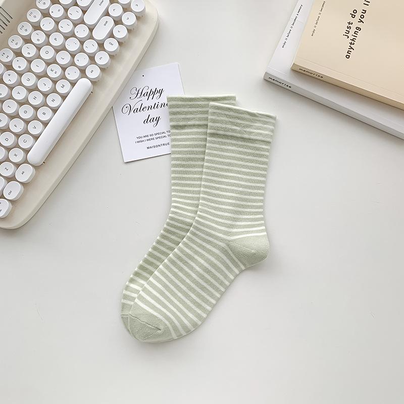 Boneless Socks for Women, Spring and Autumn Mid-calf Socks, Cotton Yarn Loose Pile Socks, Postpartum Women's Loose-fitting Confinement Socks