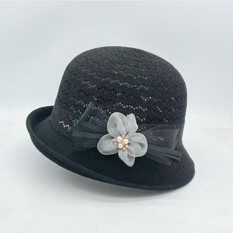WTEMPO Women's Knitted Hollow Out Sun Hat Elegant Flower Decor Straw Bucket Hat, Breathable Casual Cap with Pearl Detail