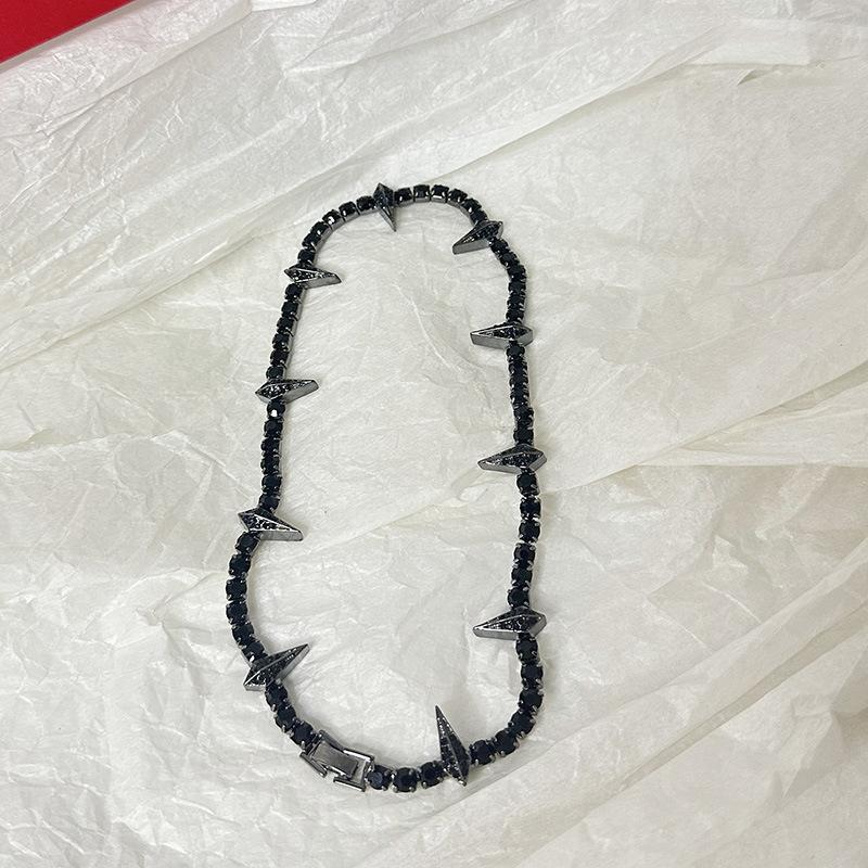 Tooxika Hip Hop Punk Personality Full Diamond Pointed Cone Necklace Street Style Sweet Cool Spicy Girl Collarbone Chain Men And Women Accessories