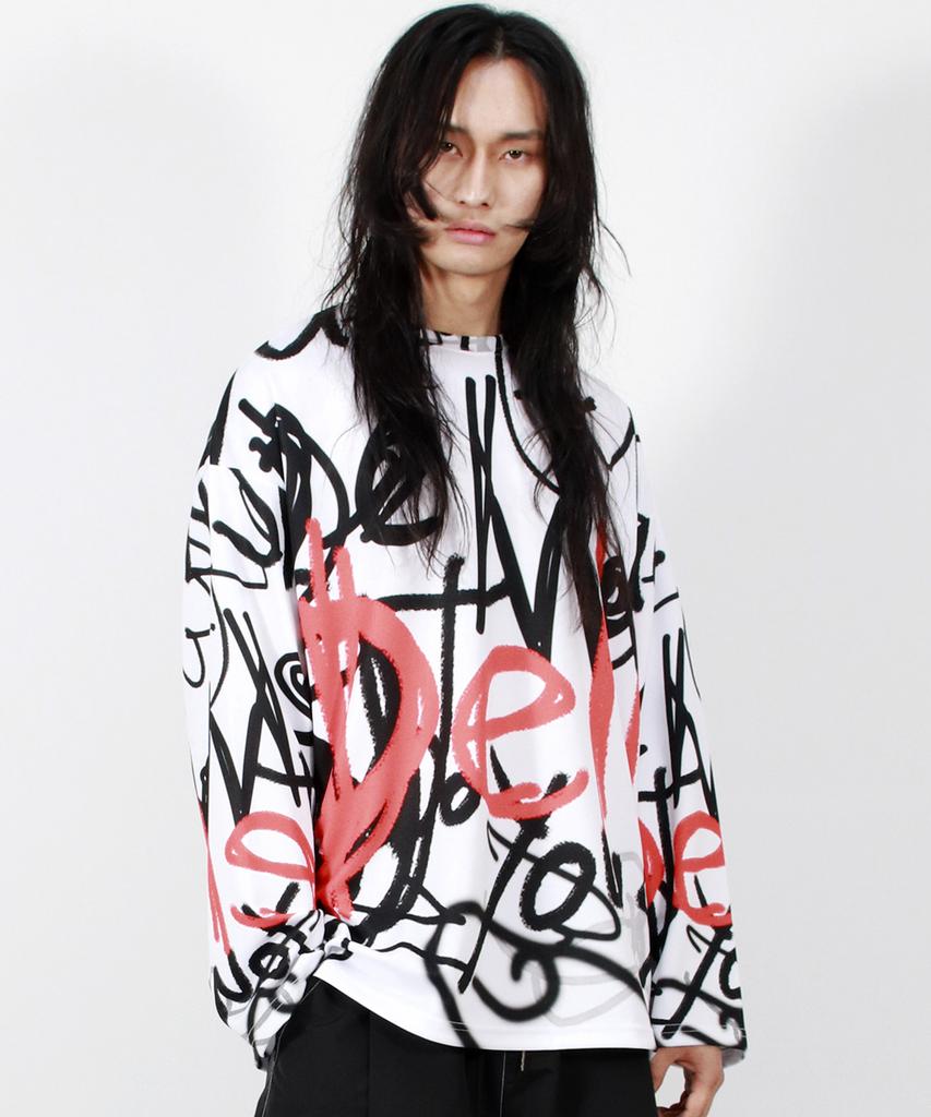 Deumakeu M Street Graffiti Oversized Long-Sleeve T-Shirt