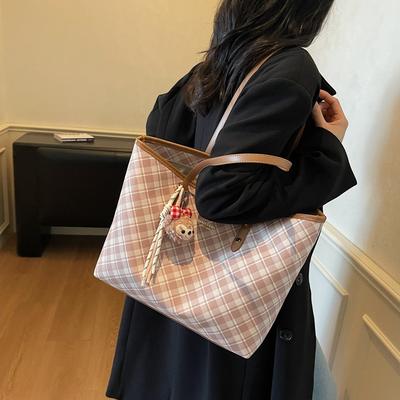 New Women's Bag Commuting To Work Large Capacity New Retro Fashion Plaid Commuting Shoulder Tote Bag