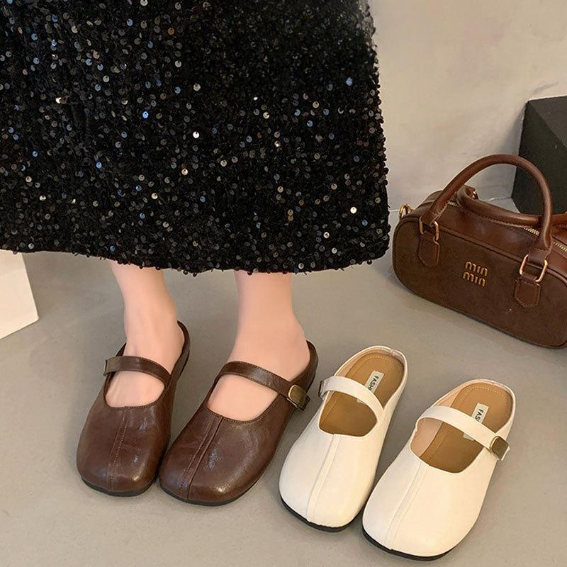 Chaussures pour femmes à semelles souples Tongs Nouveau style Chaussures paresseuses