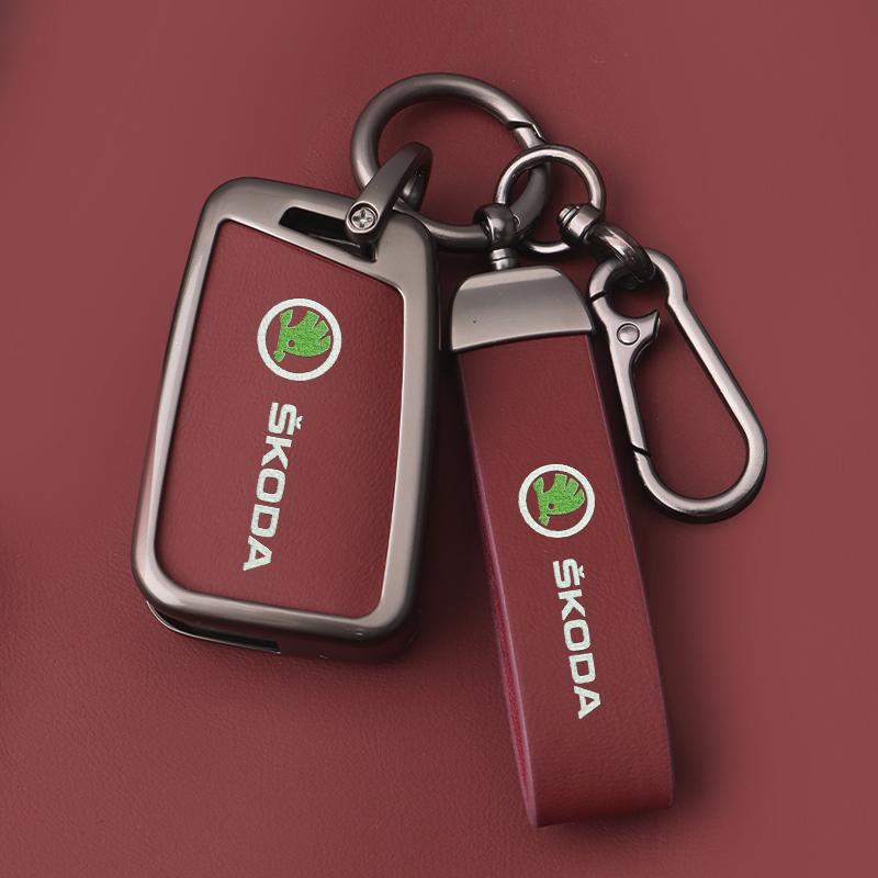 EMIW1 Zinc Alloy Leather Car Remote Key Case Fob Cover Holder Shell for Skoda Octavia Kodiaq Karoq Protector Keychain Accessories