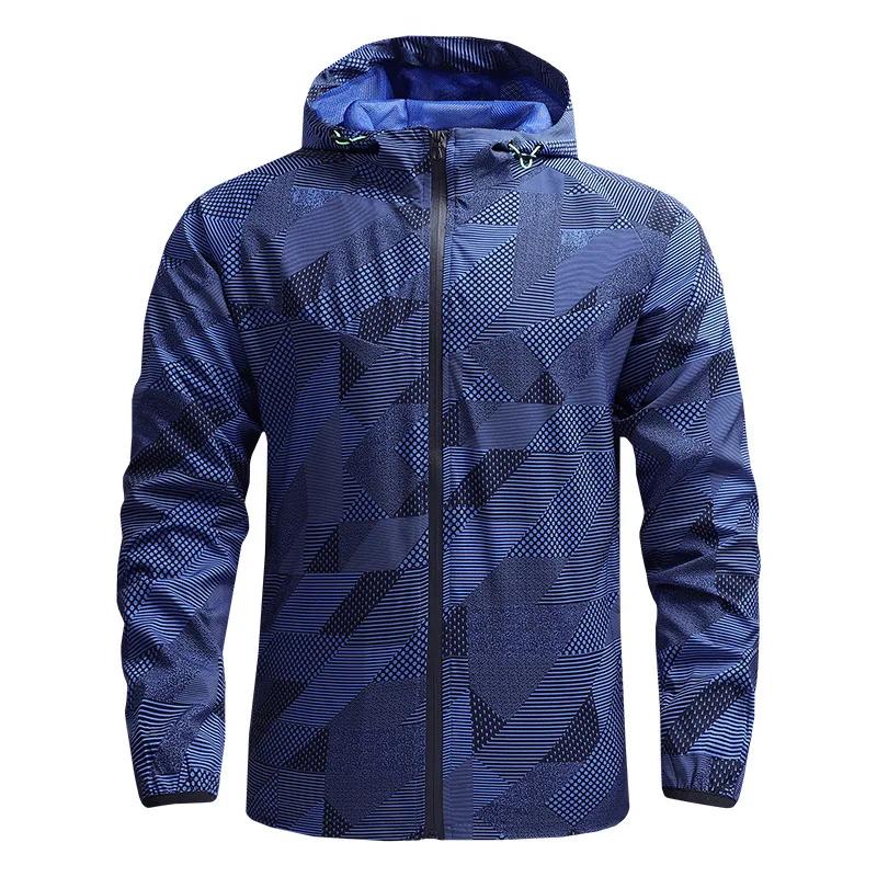 Men Jacket High Quality Fashion Camouflage Stripe Autumn Running SportWear Jackets Thin Hooded Windbreaker Outdoor Jackets Coats
