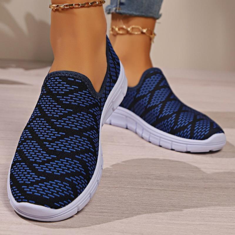 Women‘s Shoes Summer Solid Color Casual Slip-On Flat Breathable Lightweight Large Size Woven.