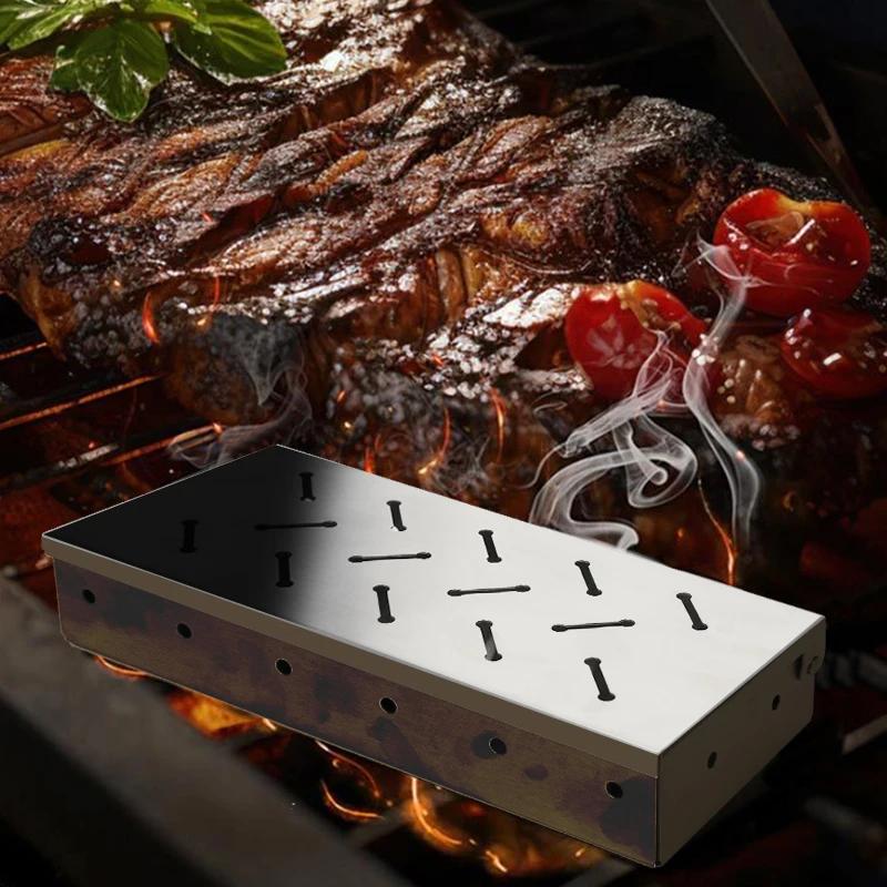 Udící box BBQ Udící box Dřevěné štěpky pro Vnitřní Venkovní Gril na dřevěné uhlí Plyn Barbecue Gril Maso Infuzovaná Kouřová Chuť Příslušenství