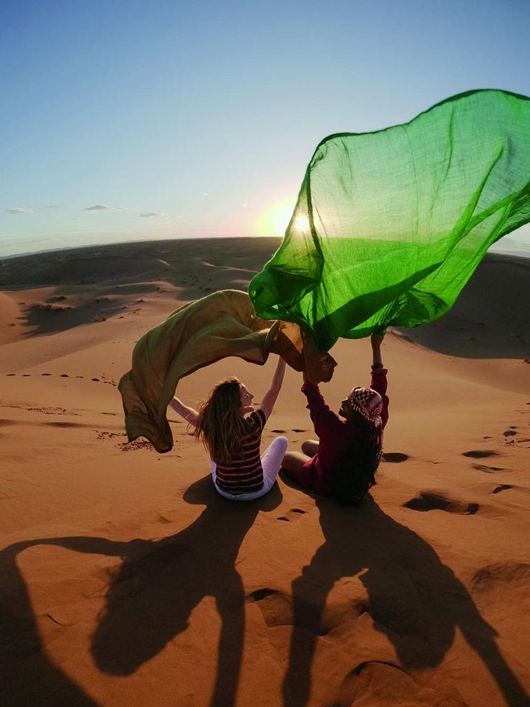 GoPro HERO7 White GoPro Hero 7 White Wearable Action Camera CHDHB-601-FW [Official GoPro]