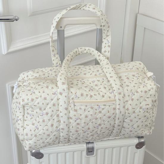 Quilted Travel Bag for Women Cute Floral Weekend Bag with Zipper Large Cotton Gym Bag Portable Workout Grocery Pouch