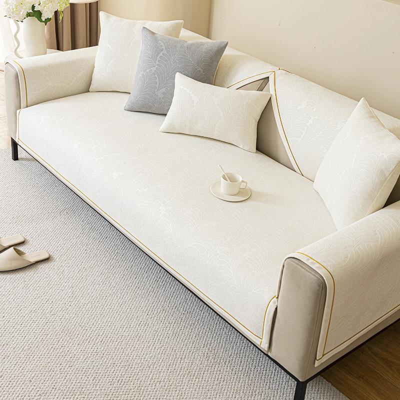 

Universal Sofa Cushion Four Seasons Non Slip Cover Light Luxury High Sense All Inclusive Seat Cover for Sofa 70*70cm