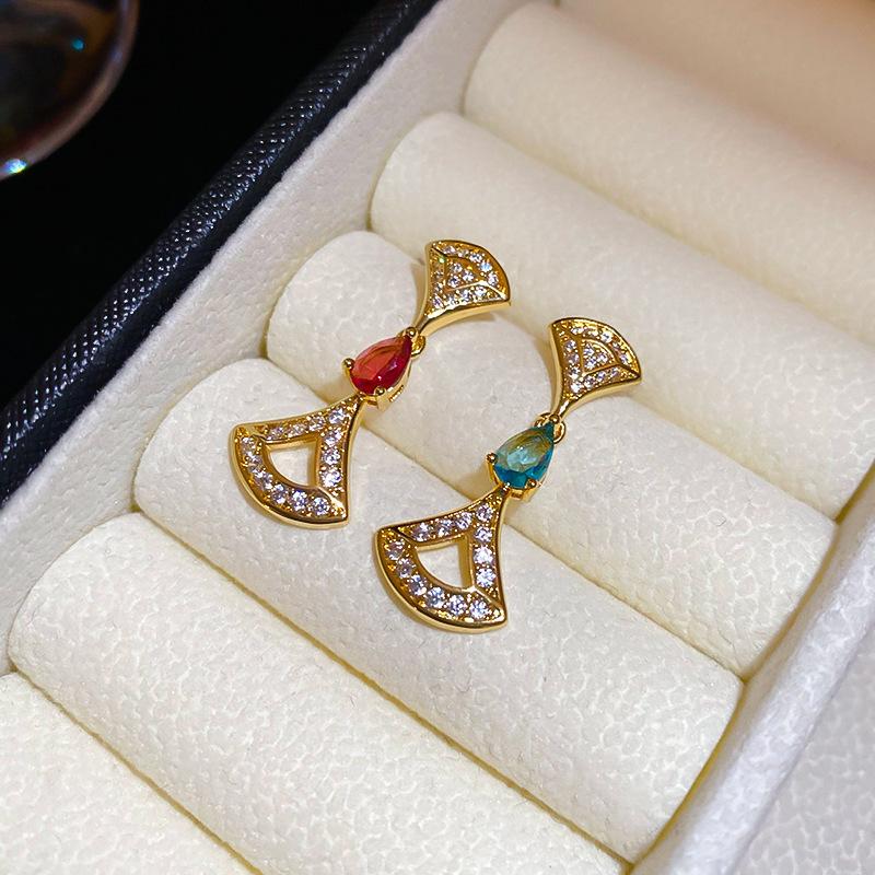 

Zircon irregular fan earrings fashion simple stud earrings light luxury high-end earrings