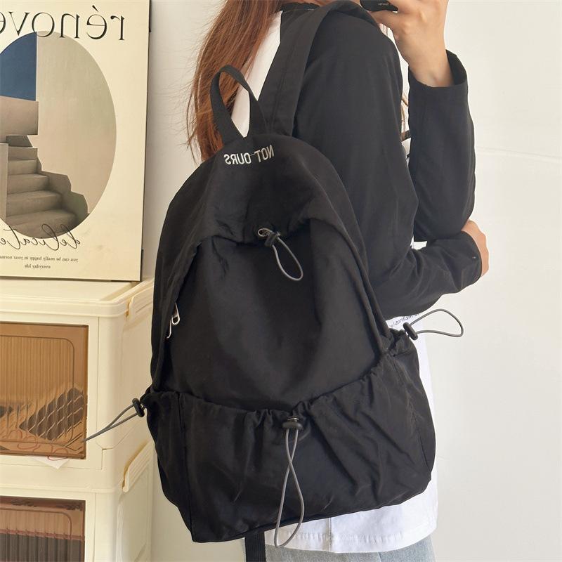Simple nylon backpack backpack women's autumn Korean style autumn model leisure commuting large capacity lightweight student schoolbag