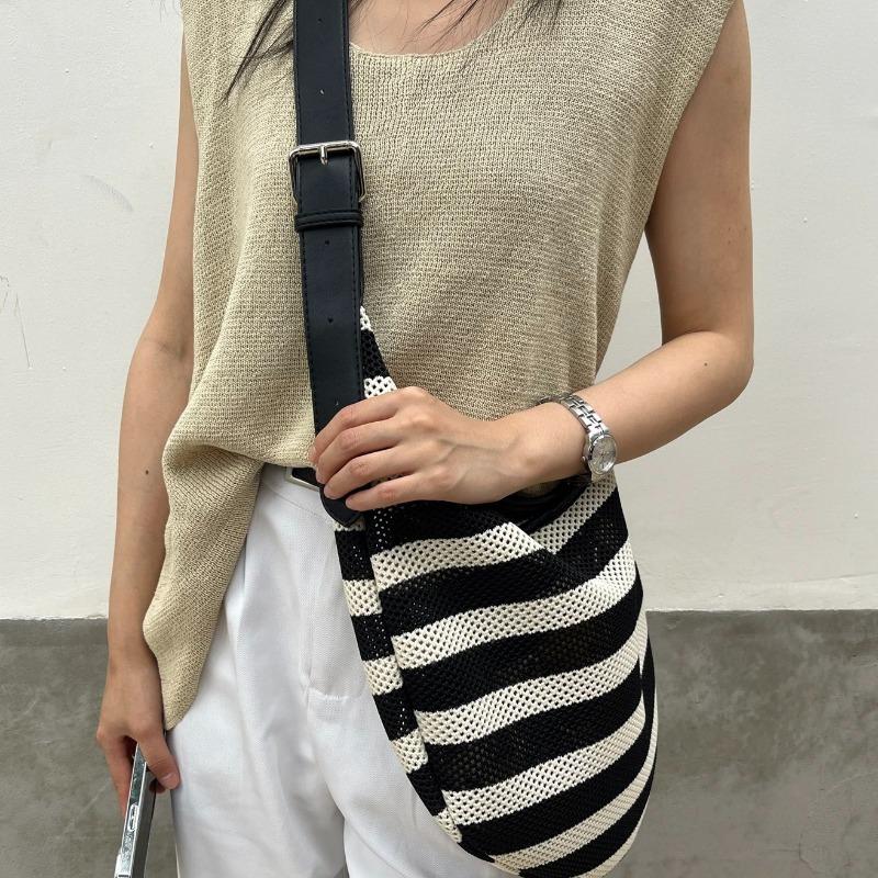 Commuting Large-capacity Single-shoulder Dumpling Bag Casual and Lightweight Crossbody Bag