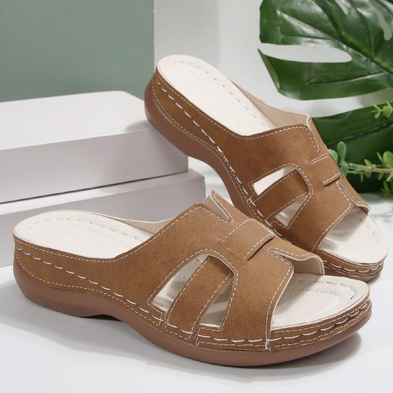 Summer new large-size platform slippers women's shoes one-size fish mouth slippers outer wear beach shoes