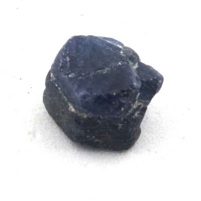 Pierres et Minéraux. Saphir. 6.90 ct. Zazafotsy, Ihorombe, Madagascar.