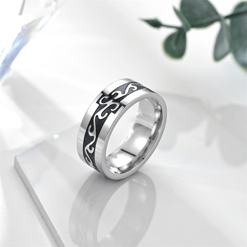 Retro Pattern Titanium Steel Men's Ring - Non-Fading European & American Style