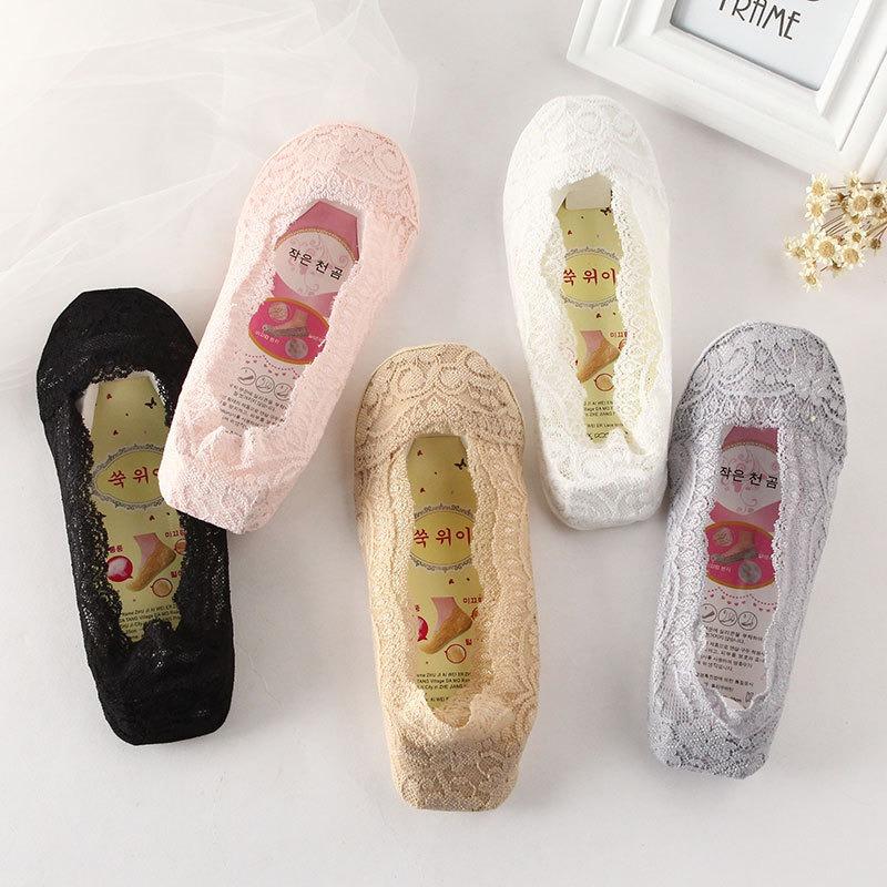 Women Spring and Summer Thin Solid Color Lace Silicone Foot Non Slip Shallow Mouth Invisible Socks