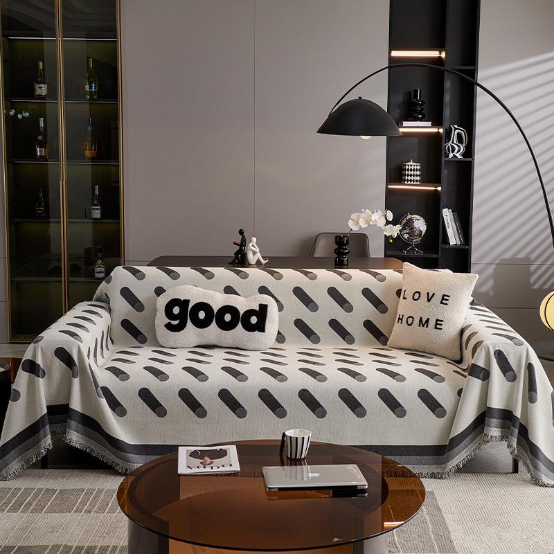 Chenille Sofa Cover: Dustproof, Stylish, All-Season Universal Blanket
