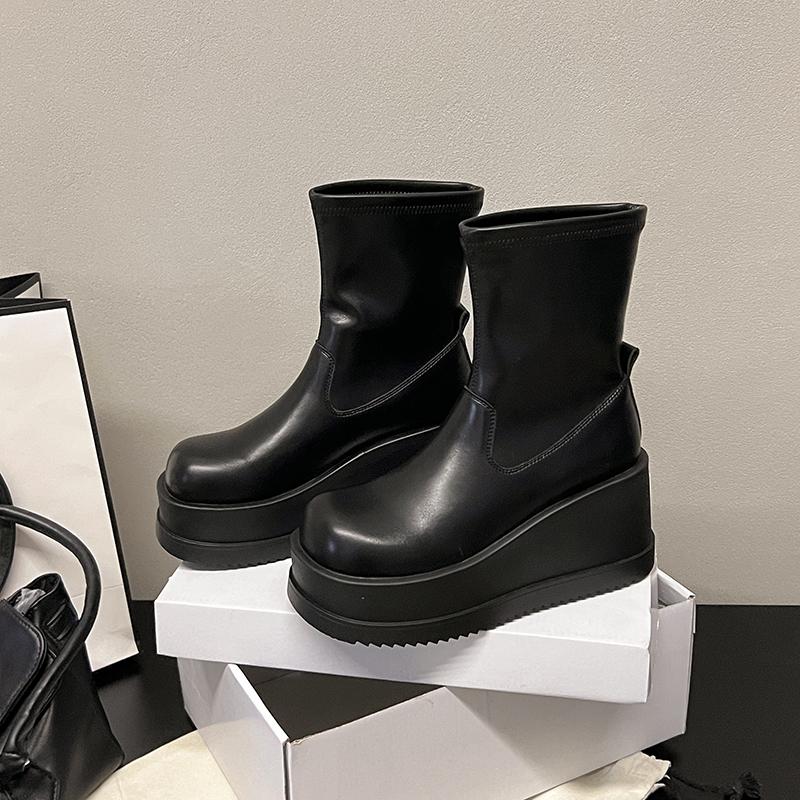 

Модные новые женские ботильоны на толстой подошве, дизайнерские туфли на платформе и каблуке, осенне-зимние, облегающие, современные короткие ботильоны 40 чёрный