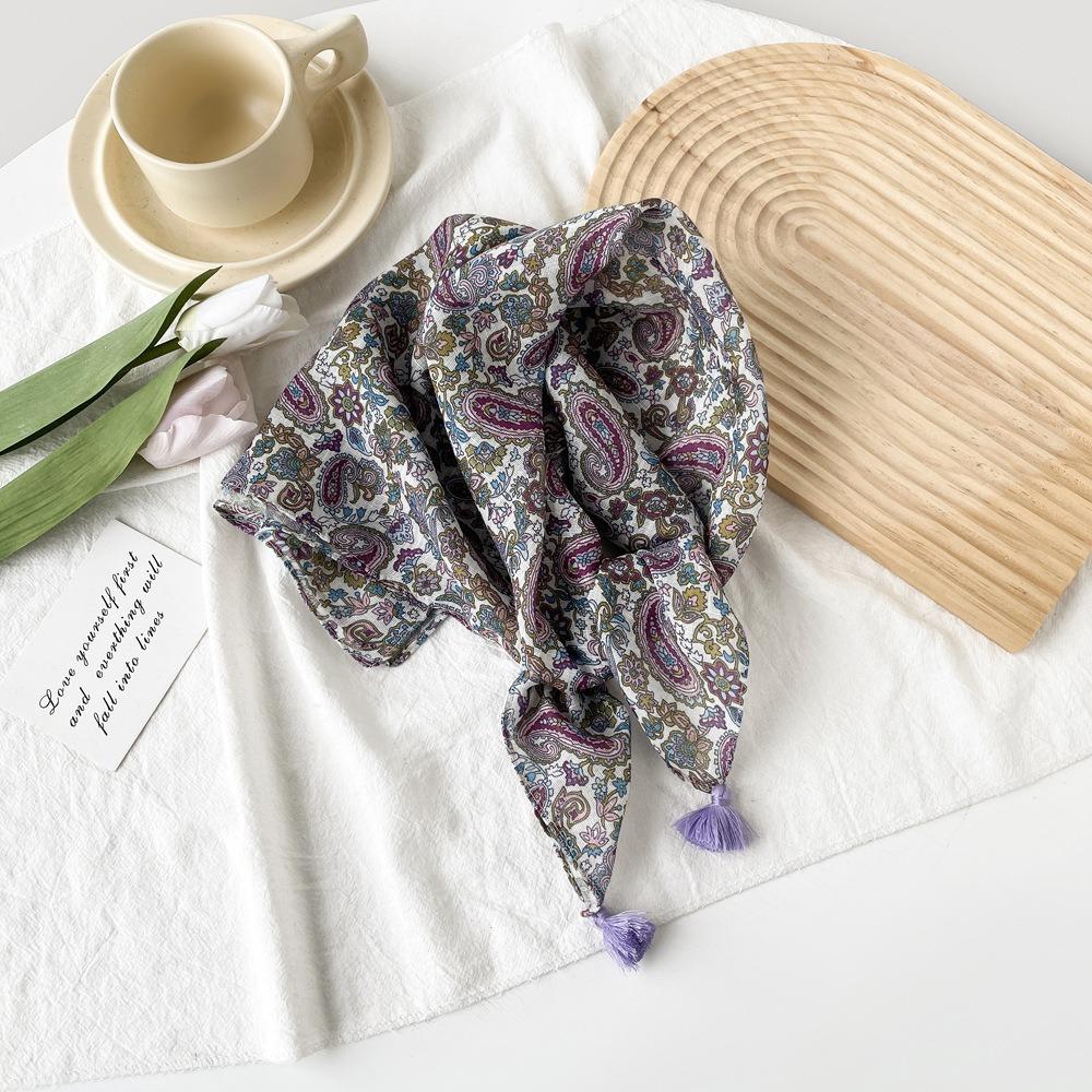 

58 * 58 см Four Seasons Available New Fresh Baotou Towel Cashew Ароматный цвет Контрастный дышащий солнцезащитный шелковый шарф Легкий треугольный шарф 58*58cm