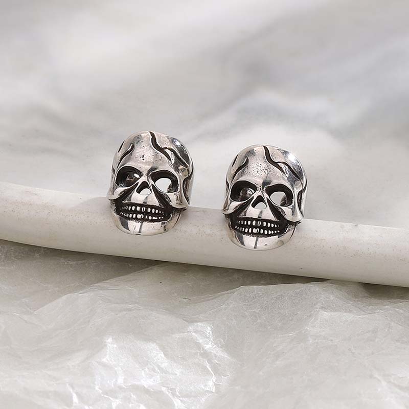 Punk Skeleton Clip Earrings for Women Vintage Hollow Mask Earring Couple Funny Ear Accessories Trendy Halloween Party Jewelry