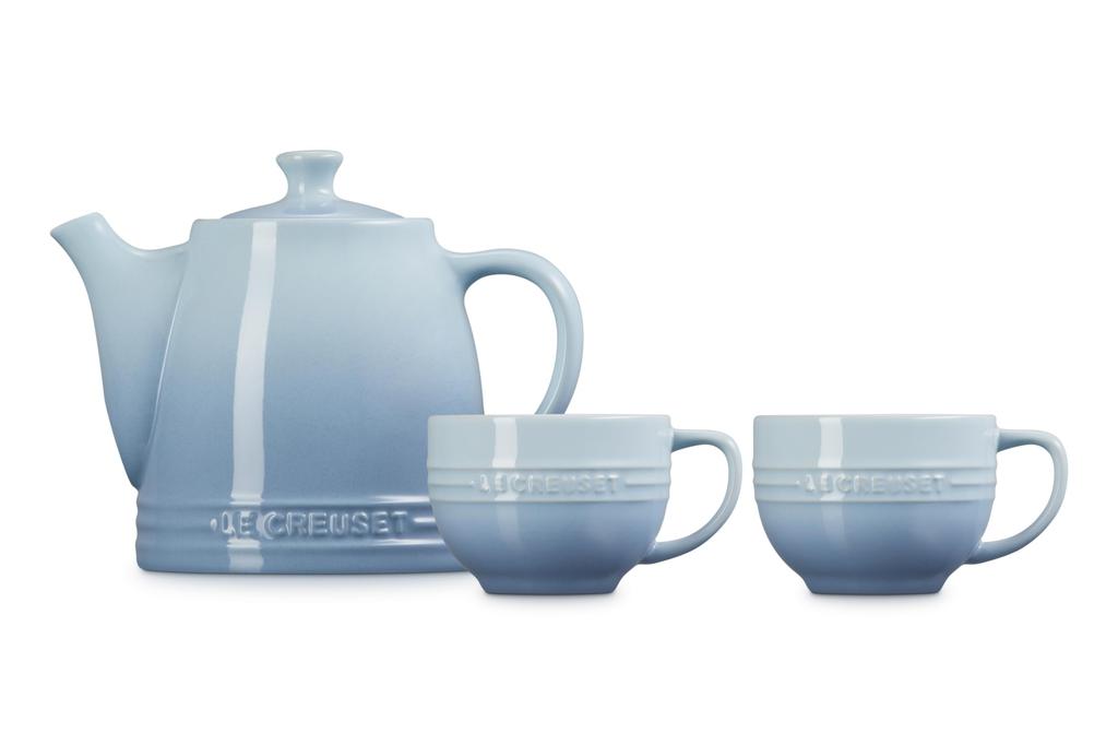 Le Creuset 3-Piece Teatime Set, Teacup and Teapot, Coastal Blue, Perfect for Weddings, Anniversaries, Bridal Gifts, and Celebrations. Heat, Cold, and