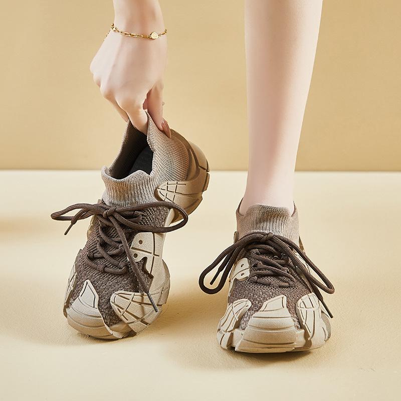 Socks and shoes new women's casual shoes platform women's shoes summer breathable octopus flying woven sports shoes large size