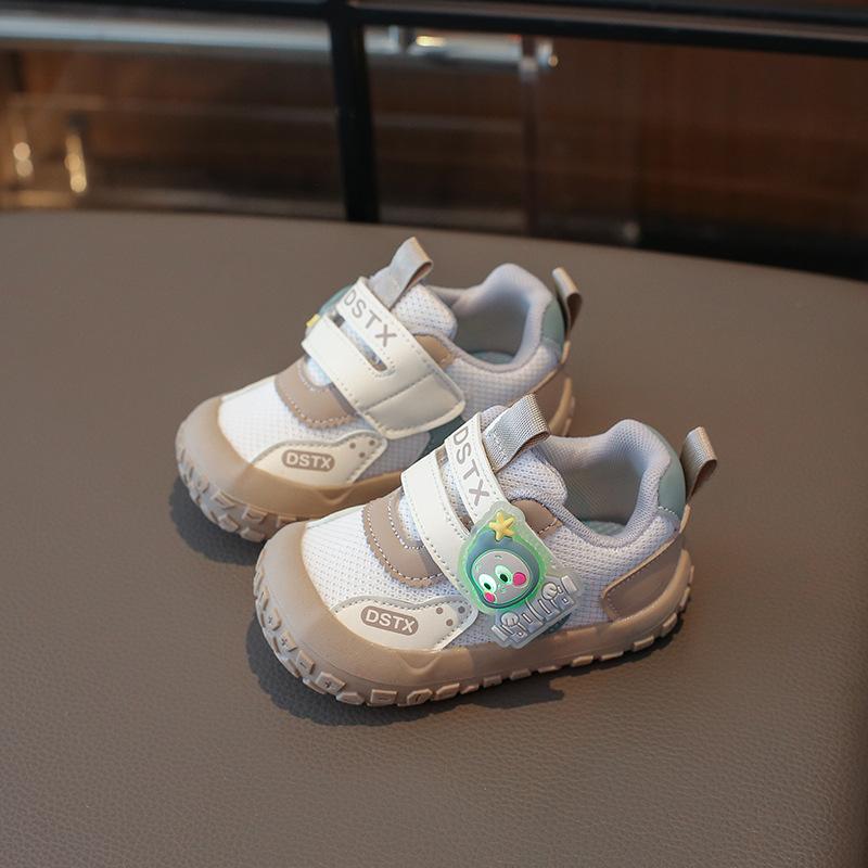 

Kids Beige Mesh Breathable Cartoon Decor Casual Toddler Shoes 16