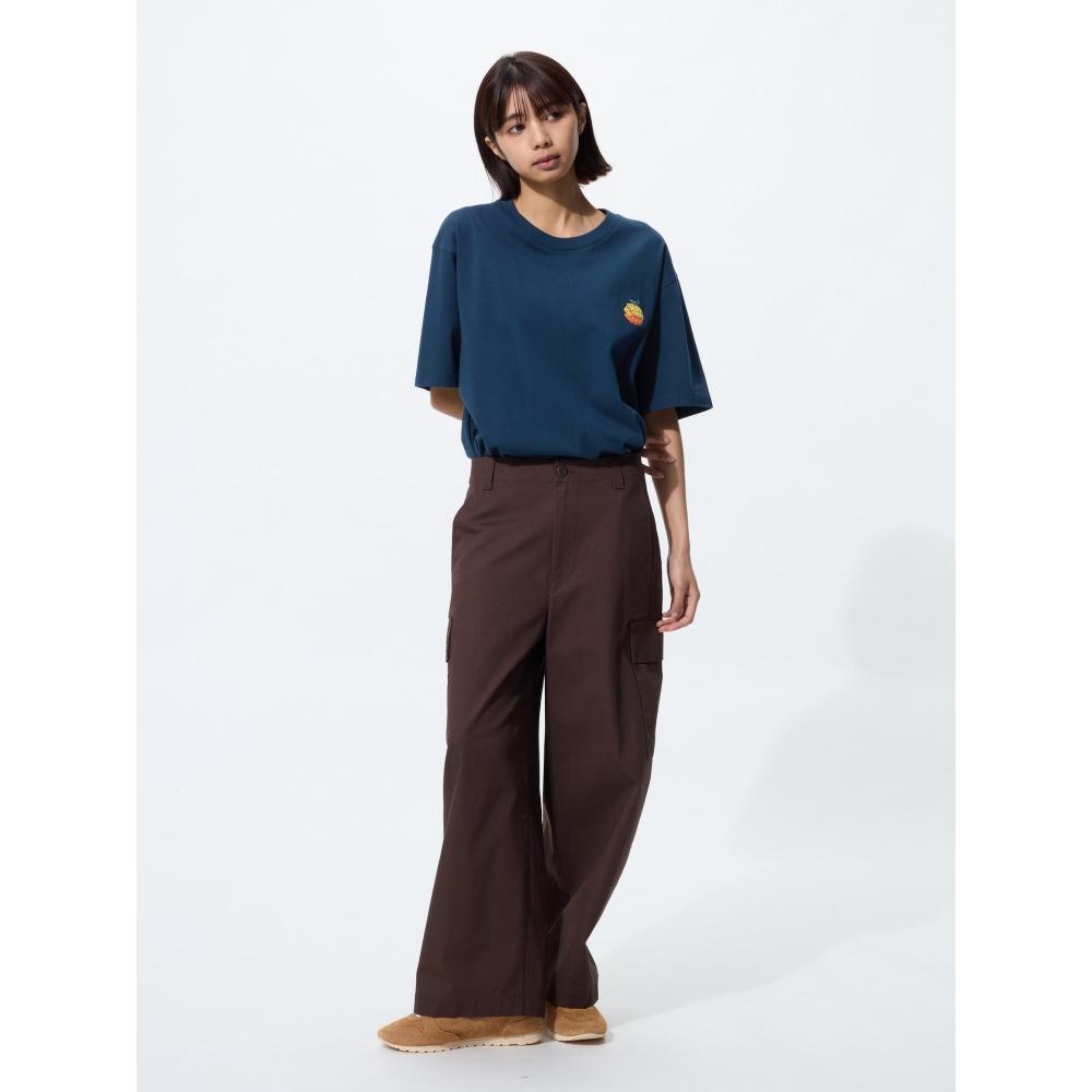 Uniqlo One Piece UT  Graphic T  B